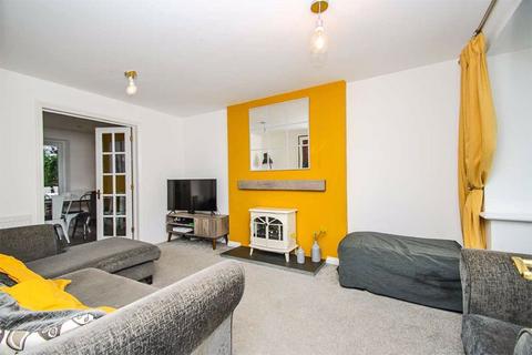 7 Badger Close, Huntington, Cannock, WS12 4UW