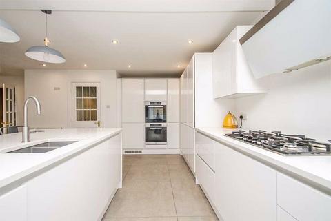 7 Badger Close, Huntington, Cannock, WS12 4UW