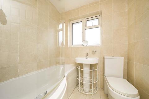 2 bedroom maisonette for sale, Chertsey Road, Middlesex