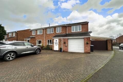 4 bedroom semi-detached house for sale, Lowlands Close, Rectory Farm, Northampton NN3