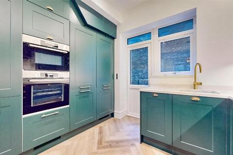 4 bedroom detached house for sale, Rampart street, Aldgate, London, E1 2LA