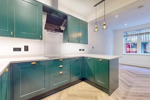 4 bedroom terraced house to rent, Rampart street, Aldgate, London, E1 2LA