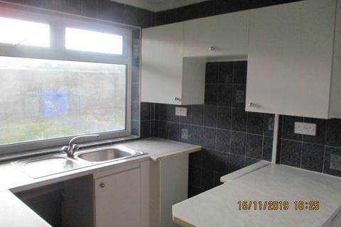 1 bedroom flat to rent, Holystone Avenue, Blyth, NE24 4QZ