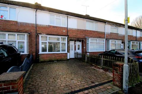 2 bedroom terraced house for sale, Applecroft Road, Putteridge, Luton, Bedfordshire, LU2 8BD