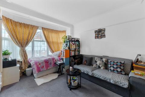 3 bedroom maisonette for sale, Cannon Hill Lane, Wimbledon Chase, London, SW20 9EP