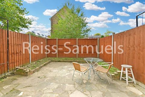 4 bedroom terraced house to rent, Lorrimore Road, Kennington, Southwark,London SE17