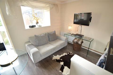 1 bedroom apartment to rent, Spinney Gardens, London, SE19