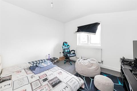 2 Livingstone Road, Thornton Heath, CR7 8JT