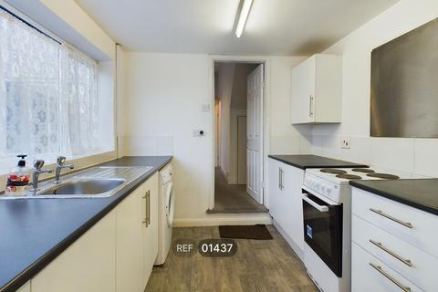 3 bedroom terraced house to rent, Worthing Street, HU5 1PP