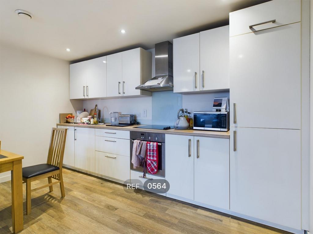 Kitchen &amp; Living area