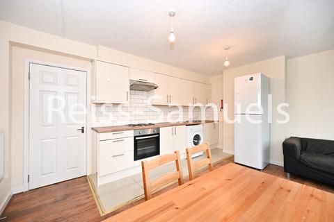 4 bedroom maisonette to rent, Bath Terrace, Borough,Southwark,London SE1