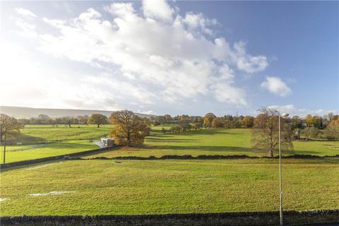 4 bedroom end of terrace house for sale, Main Street, Addingham, Ilkley, LS29