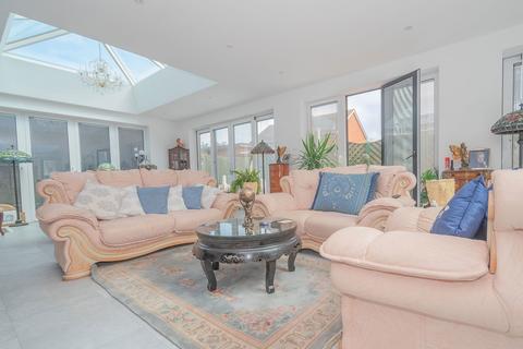 6 bedroom detached house for sale, Canterbury Road, Margate CT9