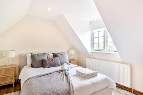 97 Willifield Way, London, NW11 6YH
