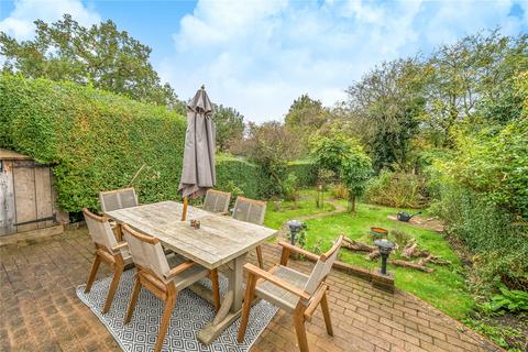 97 Willifield Way, London, NW11 6YH