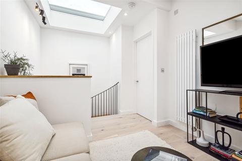 2 bedroom end of terrace house for sale, Squire Gardens, St John's Wood, London, NW8