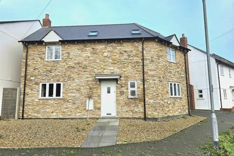 2 bedroom detached house for sale, Perran Close, Marhamchurch, Bude, Cornwall, EX23