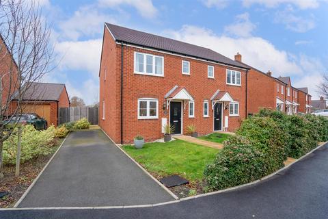 2 bedroom semi-detached house for sale, Kingston Close, Welland, Malvern, WR13 6LZ