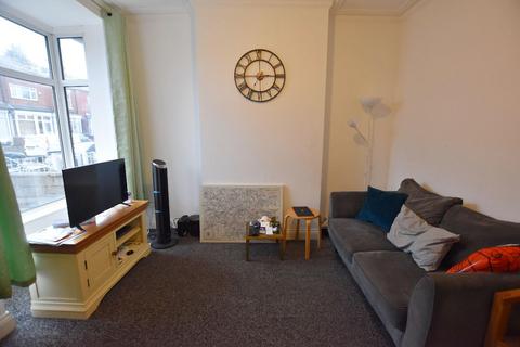 2 bedroom terraced house to rent, St. Marys Road, Smethwick