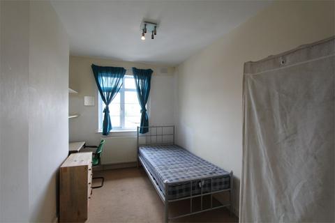 3 bedroom apartment to rent, Bonnersfield Lane, Harrow, Middlesex, HA1