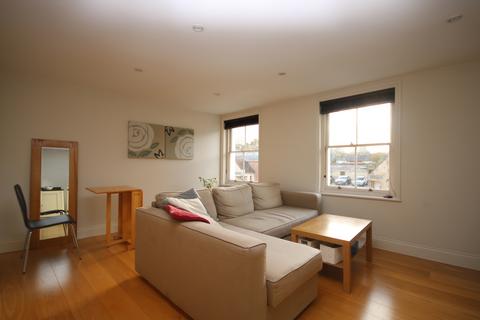 2 bedroom apartment to rent, Reading Road, Oxfordshire RG9