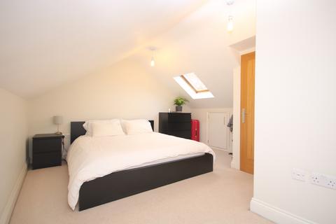 2 bedroom apartment to rent, Reading Road, Oxfordshire RG9