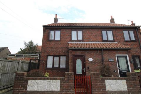 2 bedroom end of terrace house for sale, High Street, Bridlington YO15