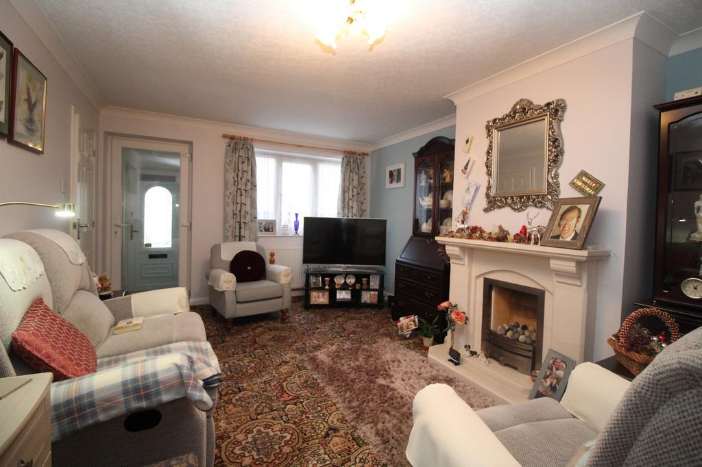 Living Roomb