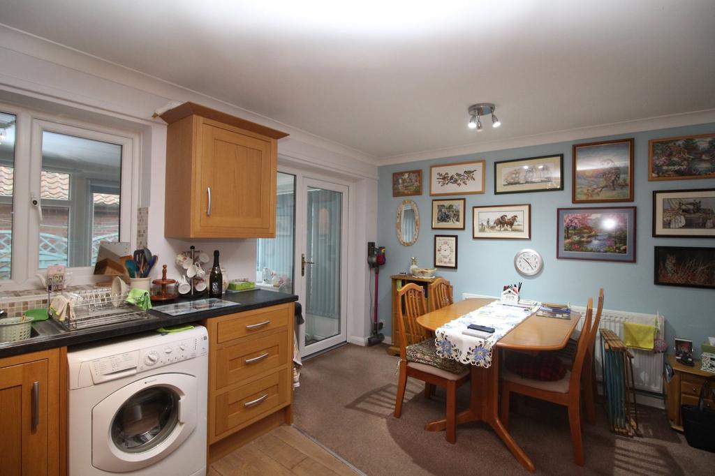 Kitchenb