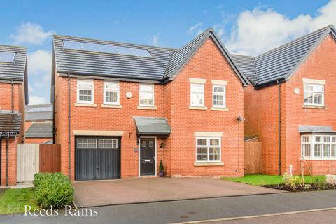 5 bedroom detached house for sale, Beaufort Close, Chorley PR7