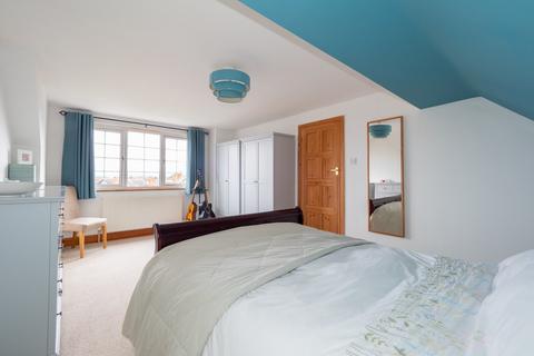 19 Kings Lane, Sutton, SM1 4NY
