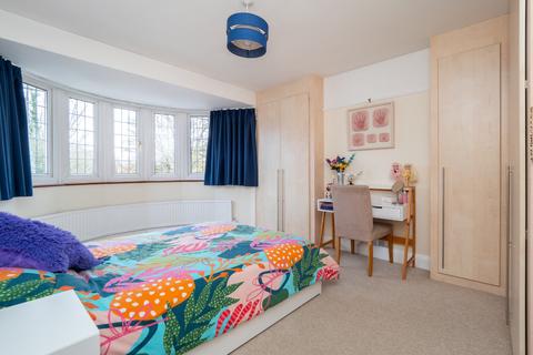 19 Kings Lane, Sutton, SM1 4NY