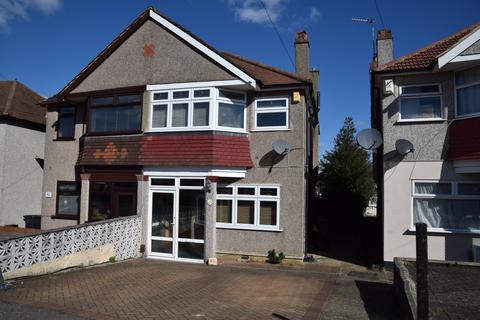 3 bedroom semi-detached house to rent, Hallford Way, Dartford DA1