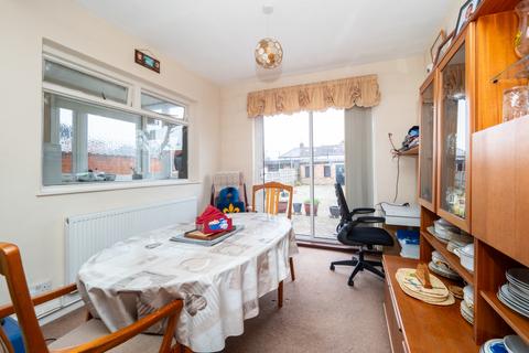 3 bedroom semi-detached house for sale, Windsor Avenue, Sutton SM3