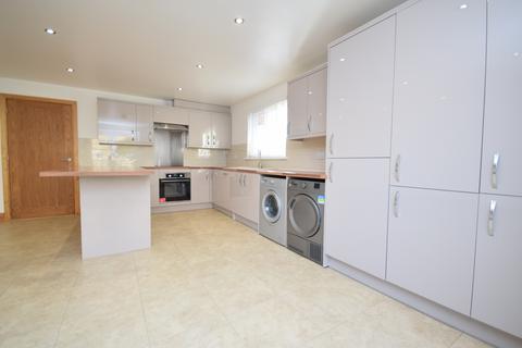 5 bedroom house to rent, Newport CB11