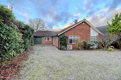 4 bedroom bungalow for sale, Brimmers Hill, High Wycombe HP15