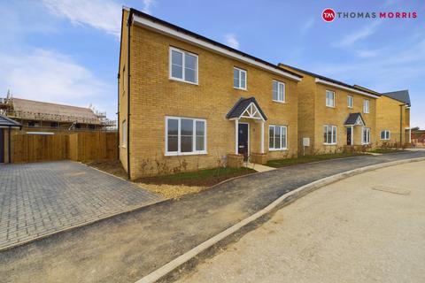 3 bedroom detached house for sale, Wagstaffe Close, Huntingdon PE26