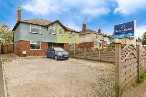 3 bedroom semi-detached house for sale, London Road, Macclesfield SK11