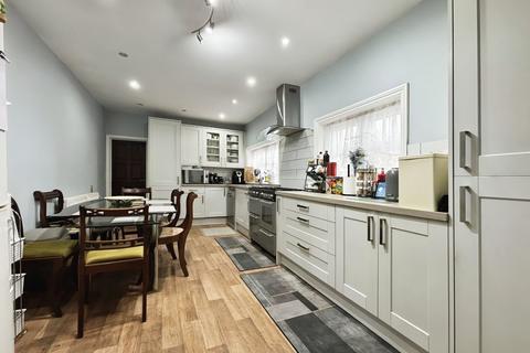 23 Durham Road, Manor Park, London, E12 5AY