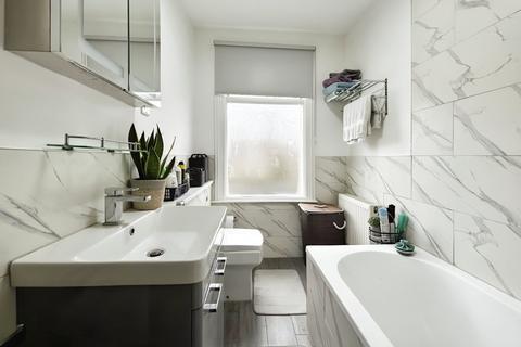 23 Durham Road, Manor Park, London, E12 5AY
