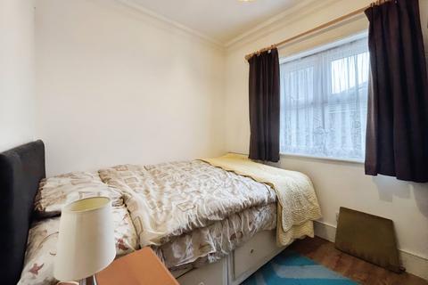 23 Durham Road, Manor Park, London, E12 5AY