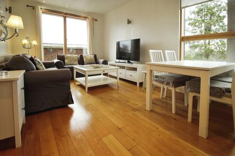 2 bedroom apartment to rent, Green Lane, Cheshire SK9