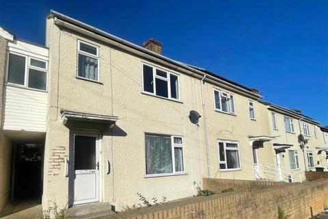 3 bedroom terraced house to rent, Waterdales, Gravesend DA11