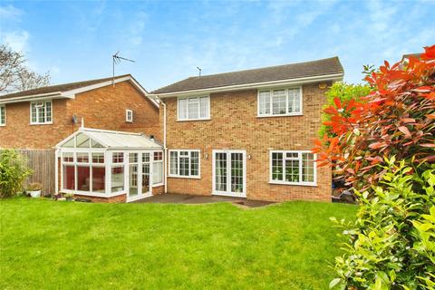 4 bedroom detached house for sale, Perran Close, Kent DA3