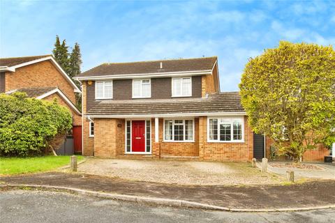 4 bedroom detached house for sale, Perran Close, Kent DA3