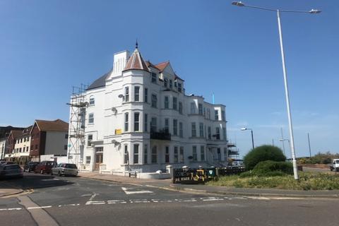 2 bedroom flat to rent, Cleveland Court Queens Parade, Margate CT9