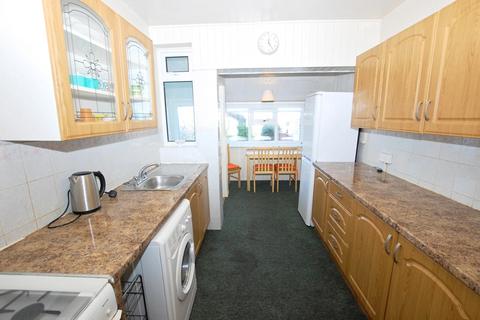 28 Claypool Road, Bristol, BS15 9QH