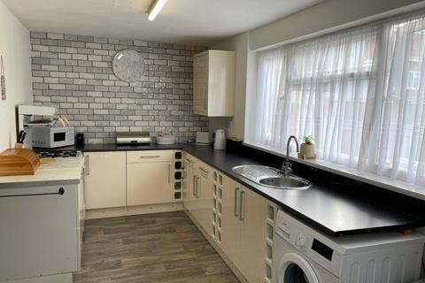 3 bedroom end of terrace house for sale, Whitacre Road, West Midlands B9