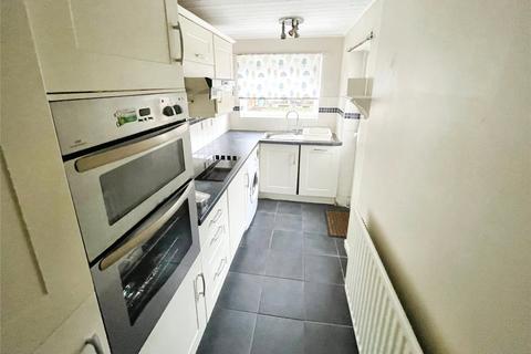 3 bedroom semi-detached house to rent, Colman Avenue, West Midlands WV11