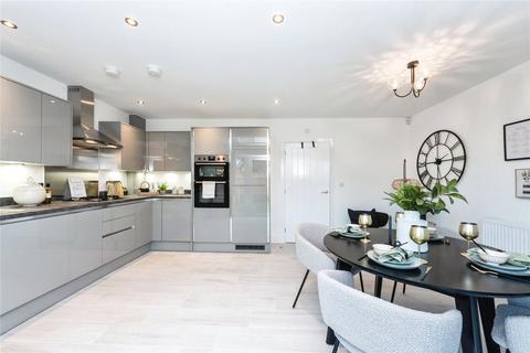 3 Vincam Close, Twickenham, TW2 7AB